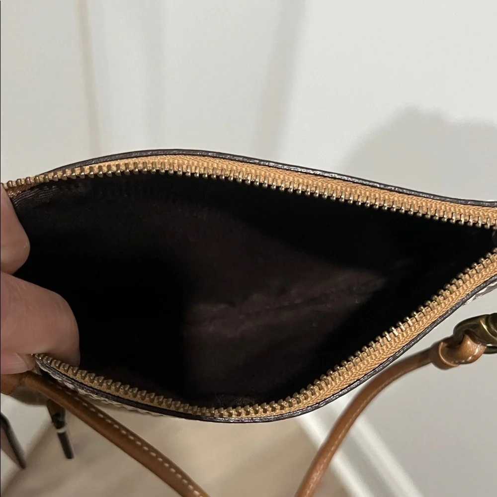 Vintage Y2K Coach Signature Brown and Tan Wristlet - Picture 8 of 8
